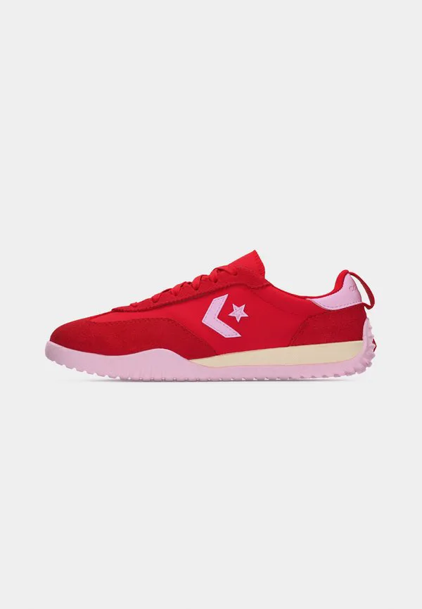 Кроссовки run star trainer унисекс Converse, Red/New Found Bloom/Egret — фото 2