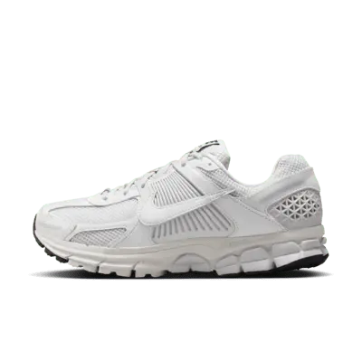 

Кроссовки Nike Zoom Vomero 5, цвет White/Black/Sail/Vast Grey