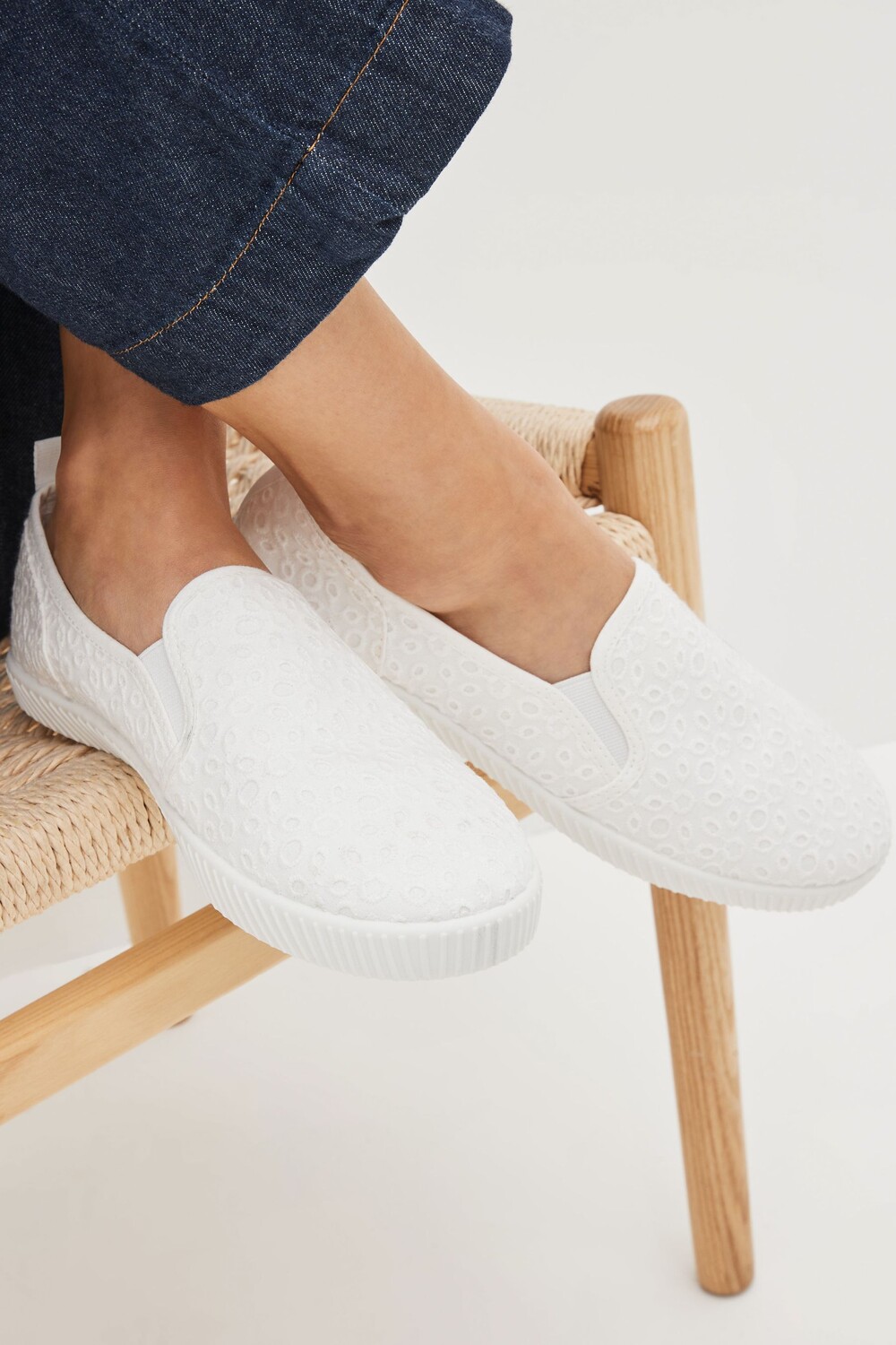

Кроссовки-слипоны Forever Comfort Next, белый