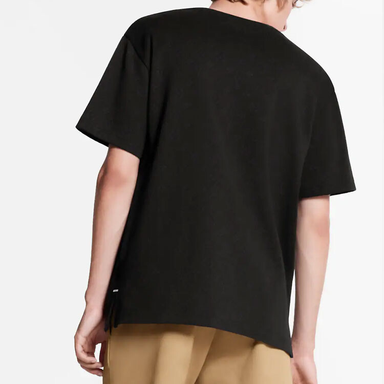 Новые квартальные продукты LV T-shirt Men Louis Vuitton — фото 4