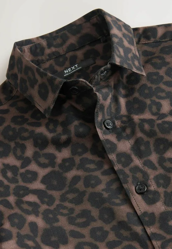 Рубашка с коротким рукавом и принтом, стандартного кроя. Next, Brown Animal Print — фото 4
