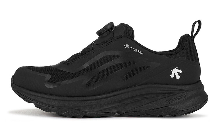 

БЕГ Кроссовки женские низкие черные Descente