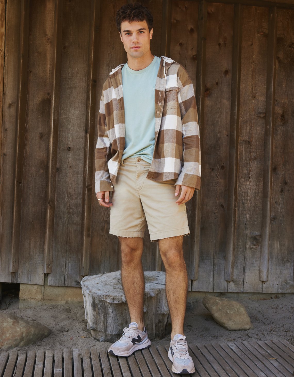

AE Flex 9" жилет цвета хаки шорты American Eagle Outfitters