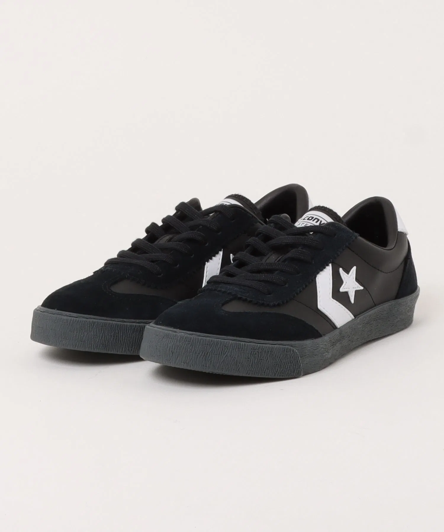 Унисекс кроссовки CONVERSE Roadclassic SK SY OX чёрно-белые