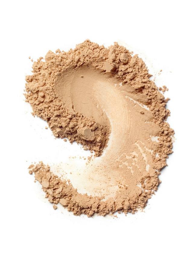 Тональная пудра Skin Weightless Powder Foundation Bobbi Brown, Warm Beige — фото 2