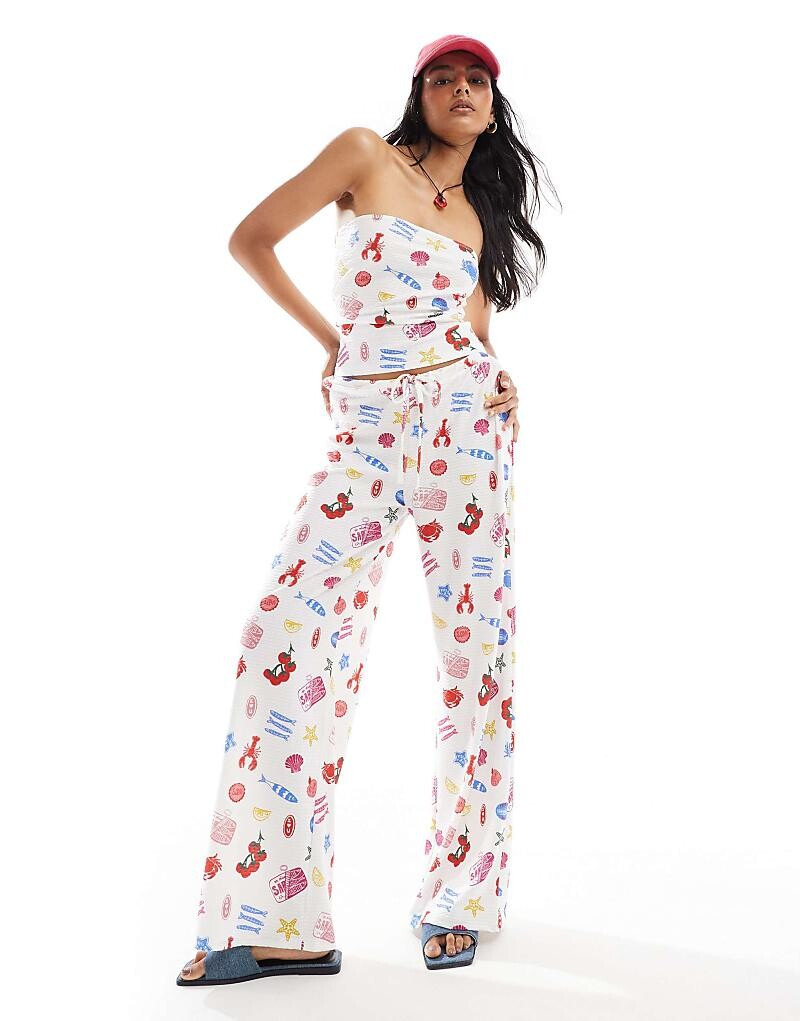 

ASOS DESIGN - Широкие брюки с фактурным фруктом, часть комплекта