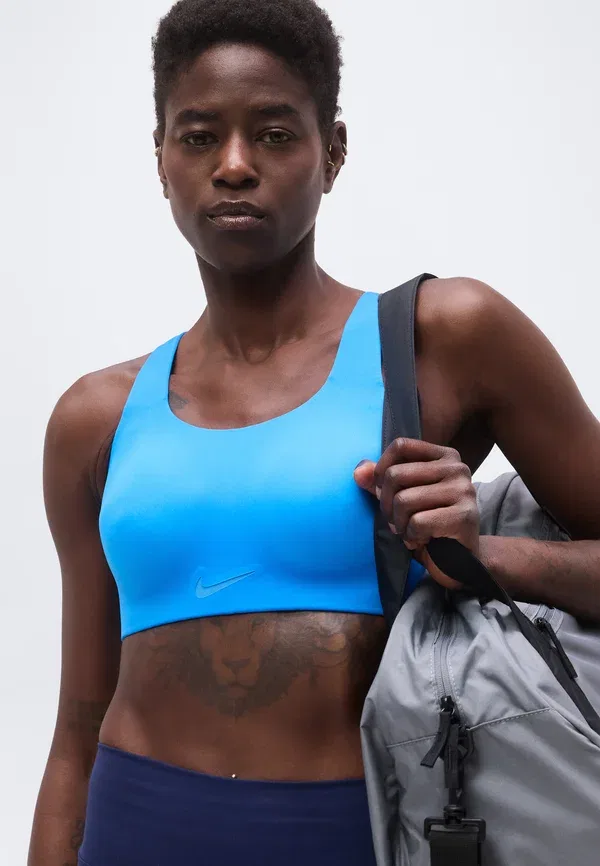 Спортивный бюстгальтер высокой поддержки Rival bra Nike Performance, светло-фото-голубой — фото 4