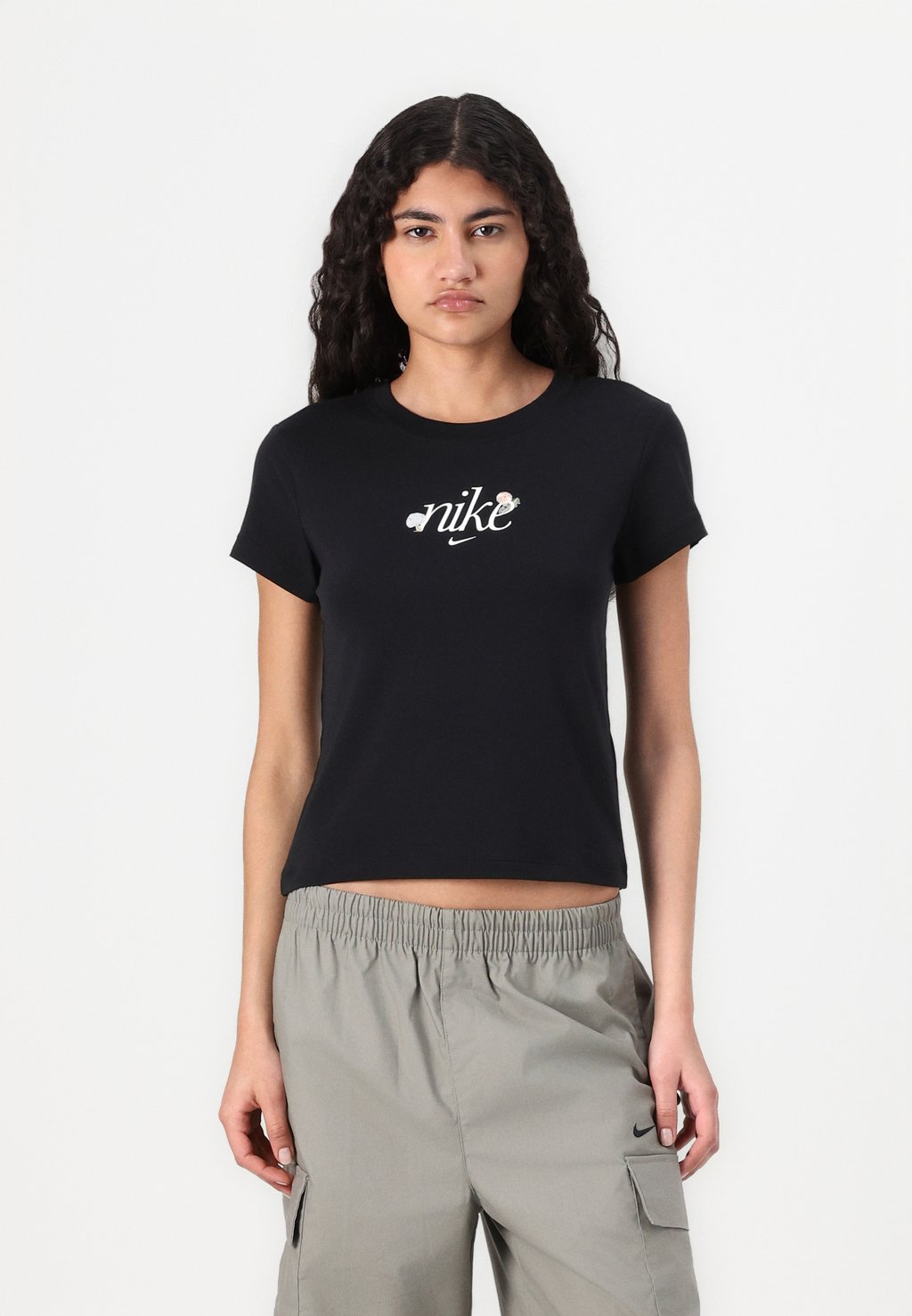 

Футболка с принтом TEE EDAY Nike Sportswear, черный