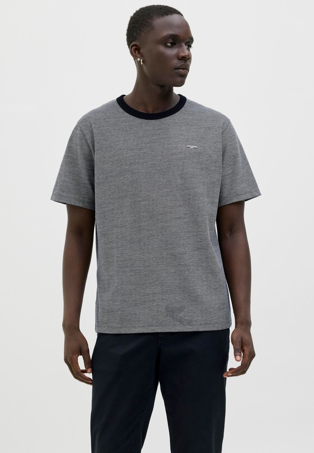 

Базовая футболка LOGO RUNDHALS Jack & Jones PREMIUM, серый