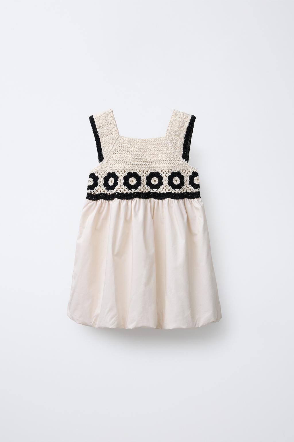 

Контрастное вязаное платье крючком ZARA, цвет Ecru/Black