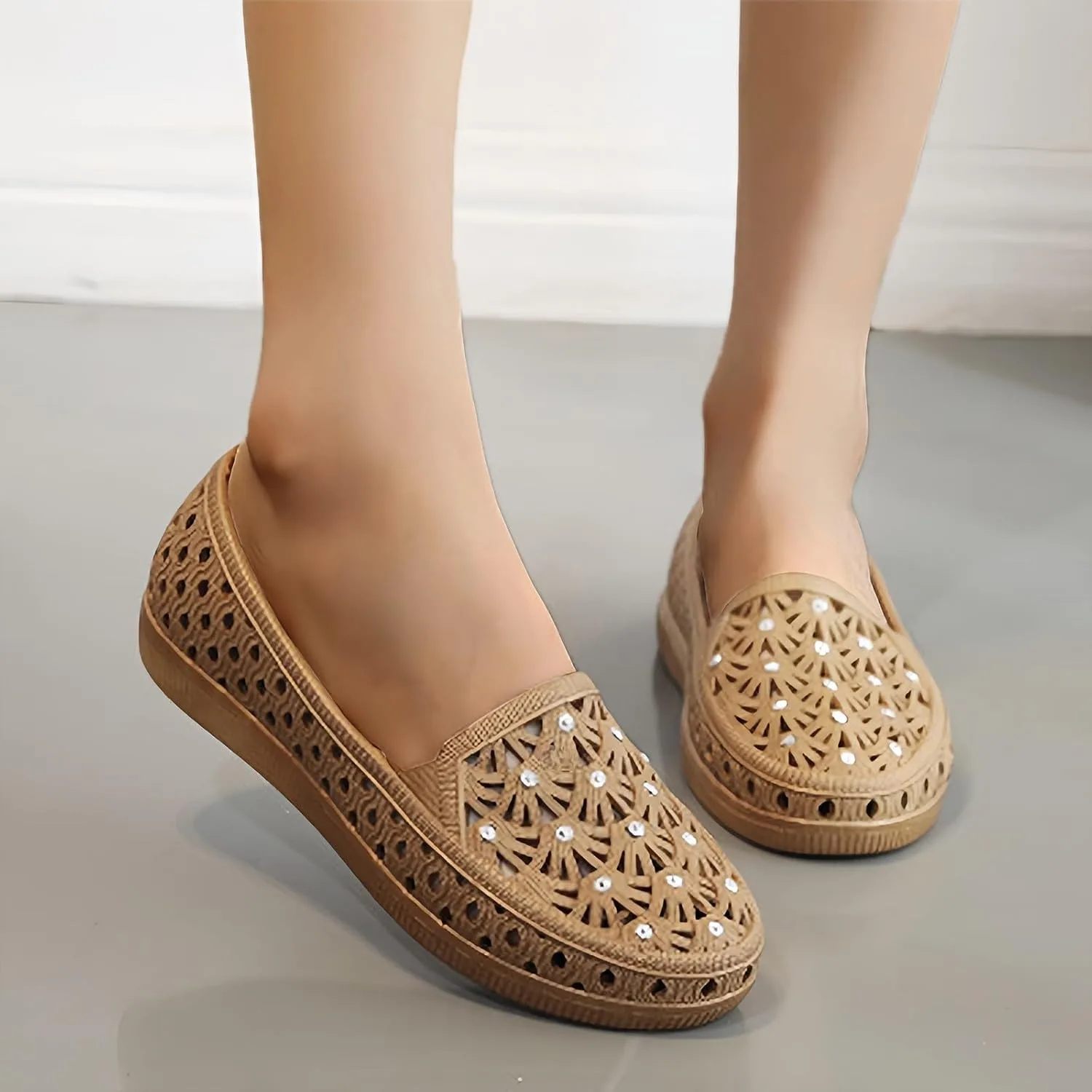 Женские тапочки для плавания Generic, мужские тапочки Cloud Slippers, супермягкие тапочки, легкие и красивые ванны, красивые ванны, купальные тапочки на платформе Generisch, кофейный — фото 3