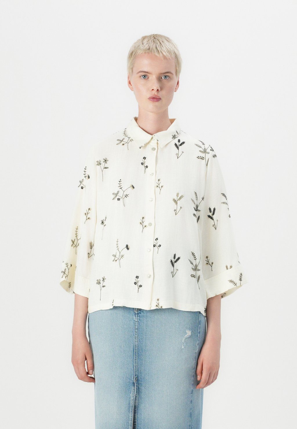 

Блузка на пуговицах VIWILLIS EMBROIDERED SHIRT VILA, кремовый
