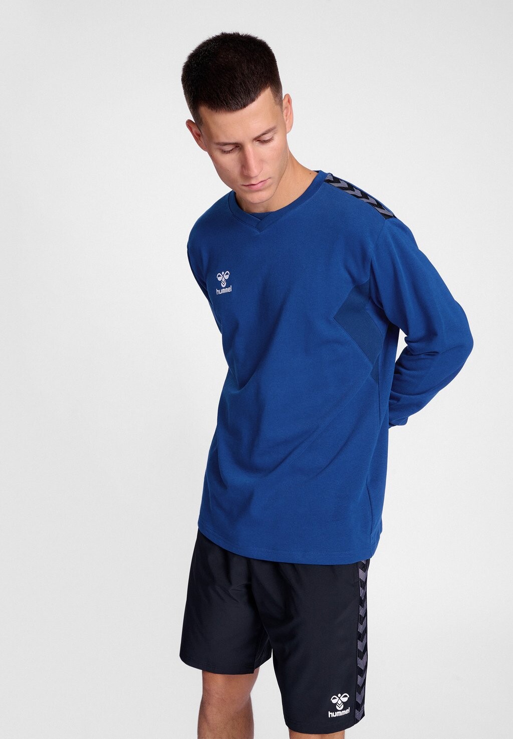 

Толстовка AUTHENTIC CO TRAINING Hummel, цвет true blue