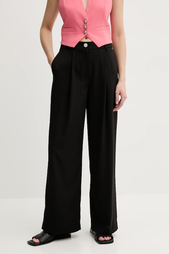 

Брюки Armani Exchange, черный