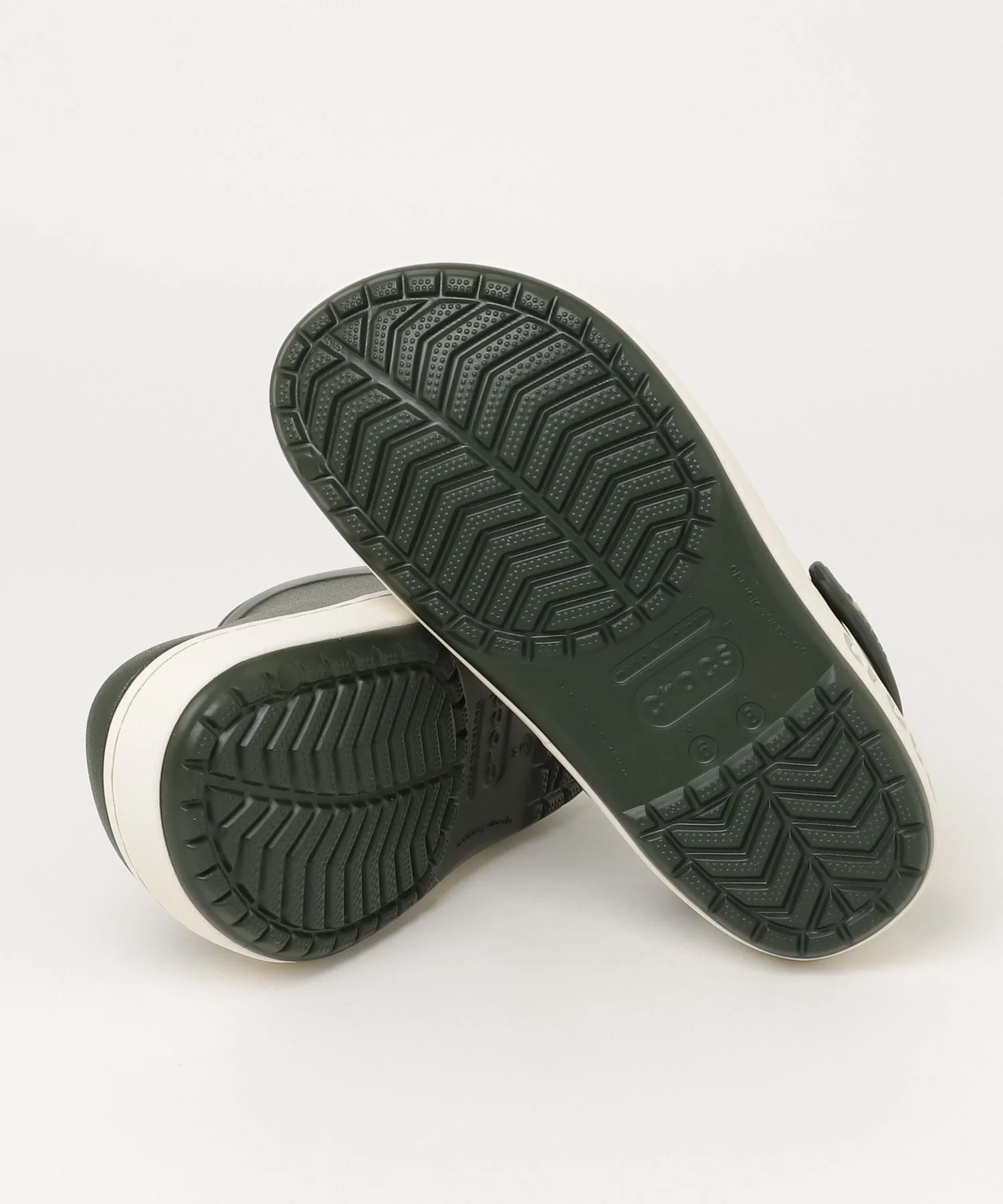 Классические сабо Crocband Heritage Clog crocs темно-зеленые — фото 3