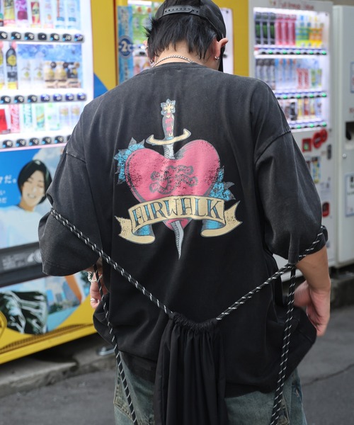 

Футболка с коротким рукавом, винтажная, с жестким графическим принтом AIRWALK, черный