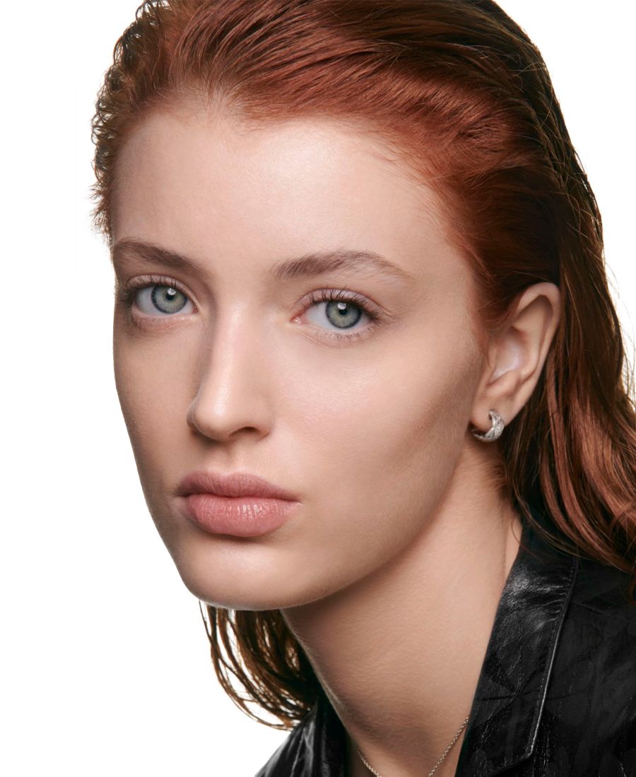 Тональная основа CHANEL Les Beiges Water-Fresh Tint, оттенок BR22 — фото 3