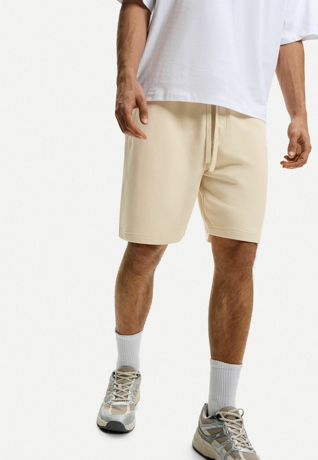

Шорты BERMUDA Bershka, бежевый