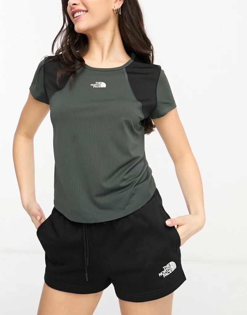 

Черная техническая футболка The North Face Running Lightbright