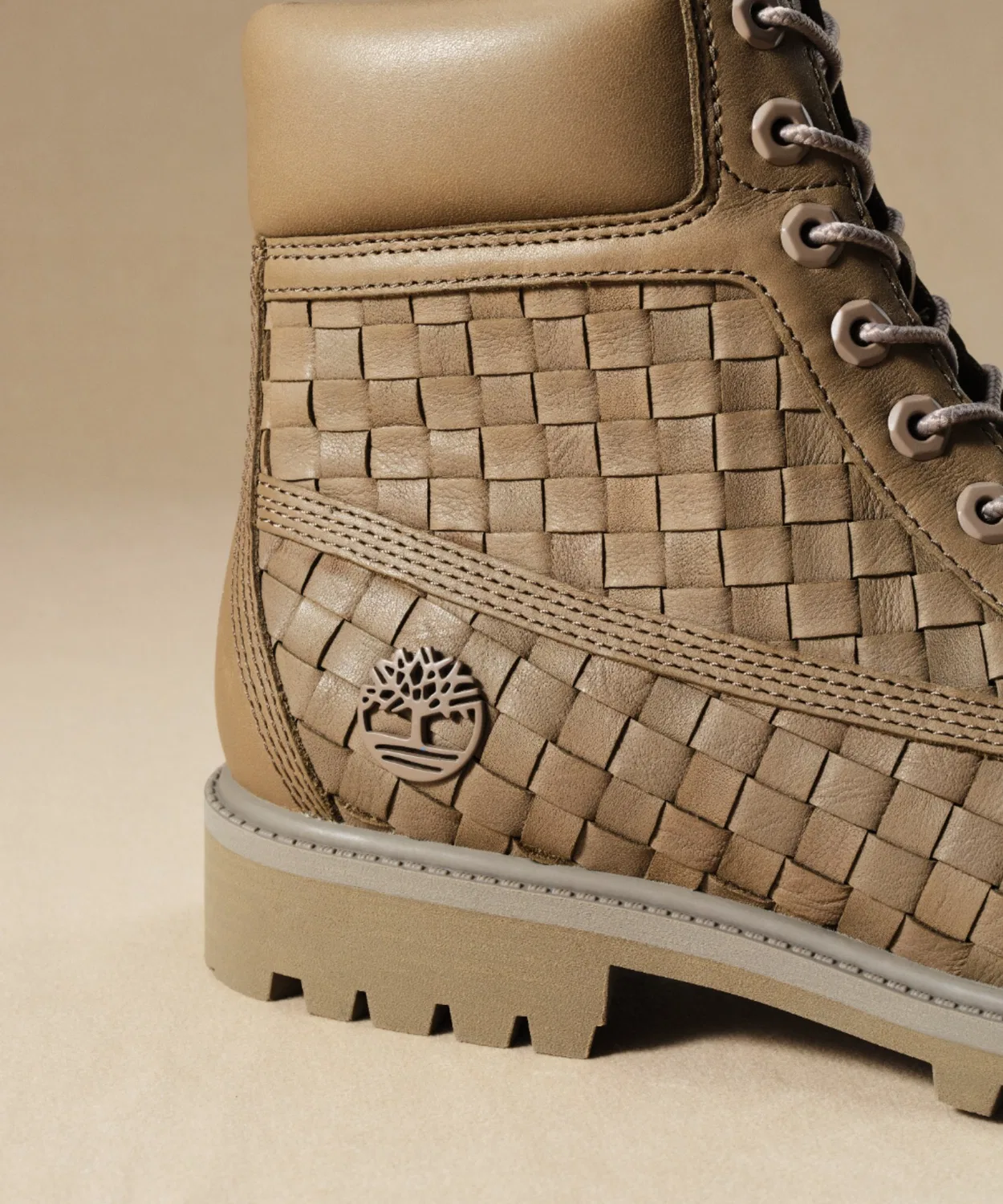Ботинки премиум плетеные Timberland 6 inch, цвет хаки — фото 2