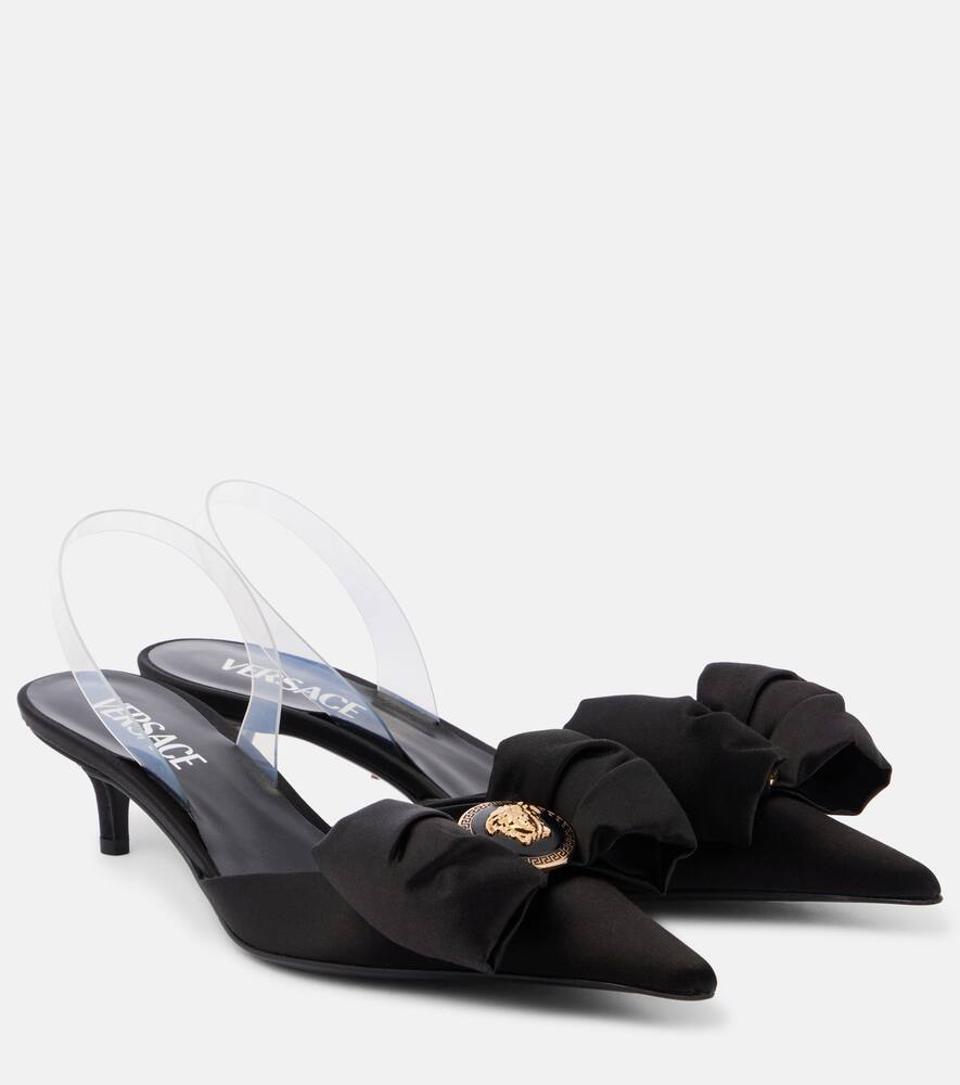 Атласные лодочки лодочки на шпильке с ремешком на пятке Versace, Black-Versace Gold