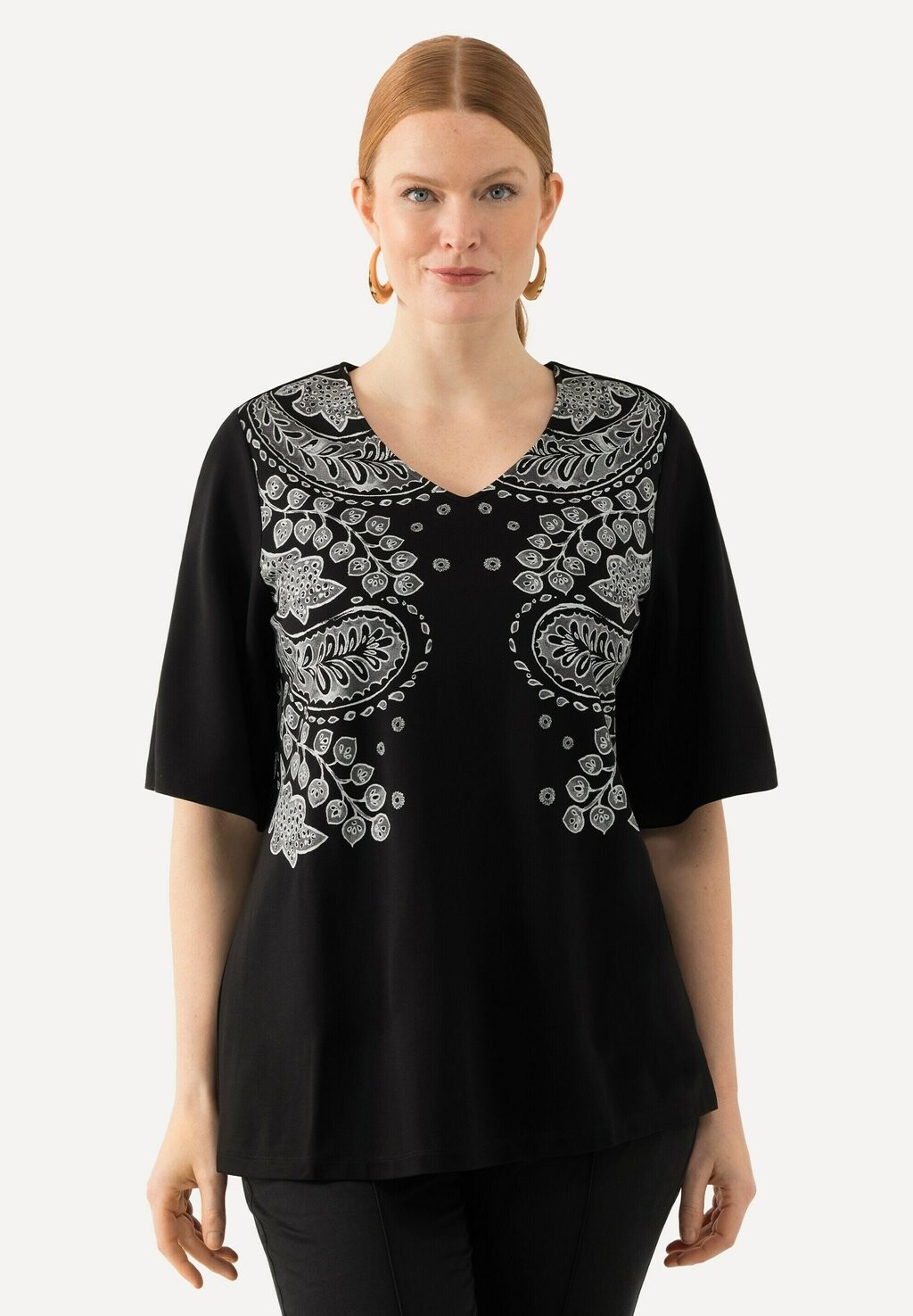 

Блуза PAISLEY MOTIF SHORT SLEEVE Ulla Popken, черный