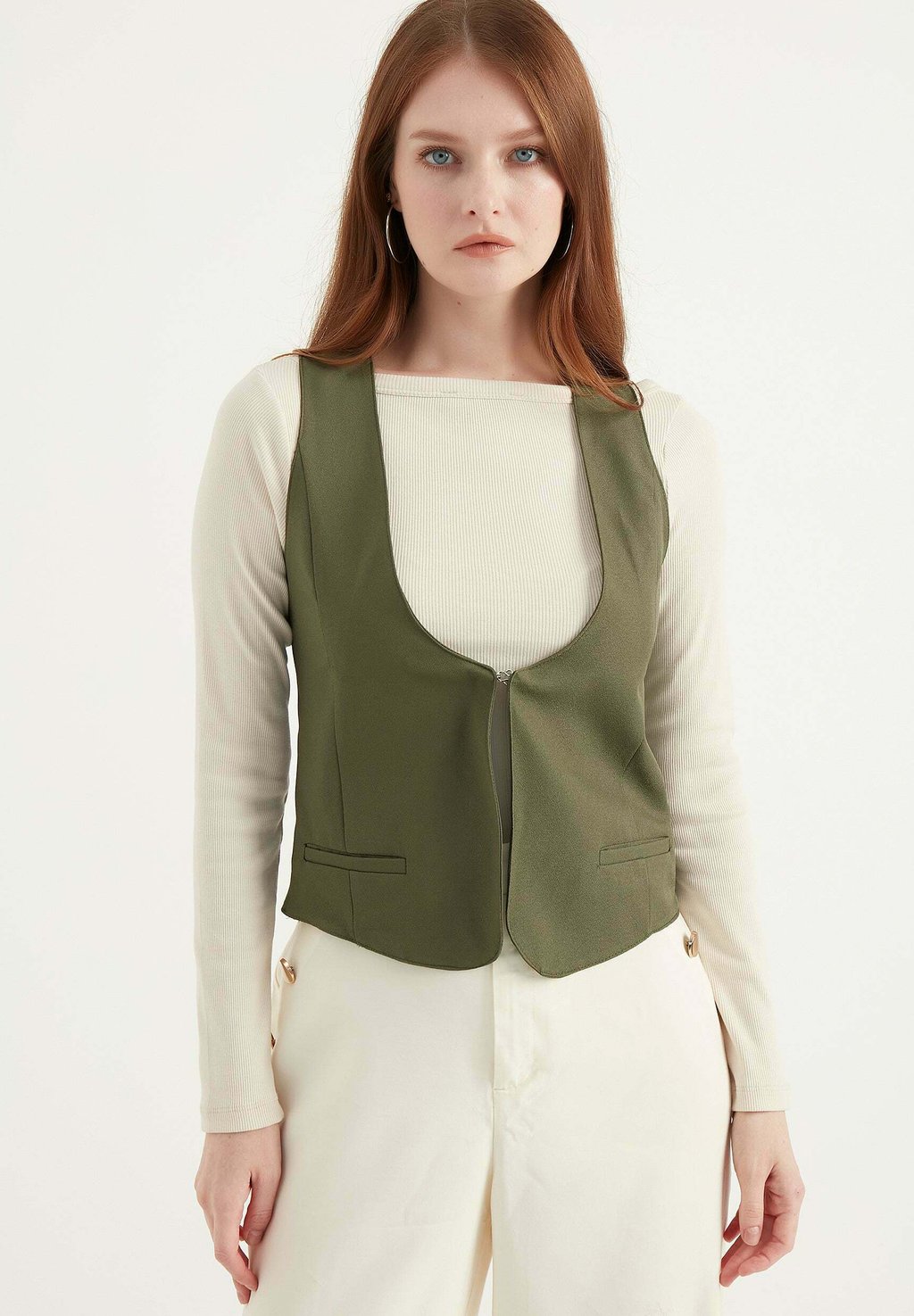 

Жилет SLEEVELESS WITH POCKETS Herita, хаки