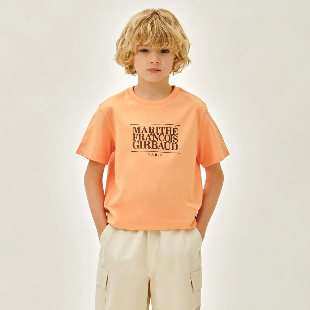 Детская футболка с классическим логотипом оранжевая от Marithé Kids
