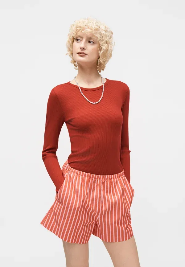 Шорты Gap, hot red, ярко-красный — фото 4