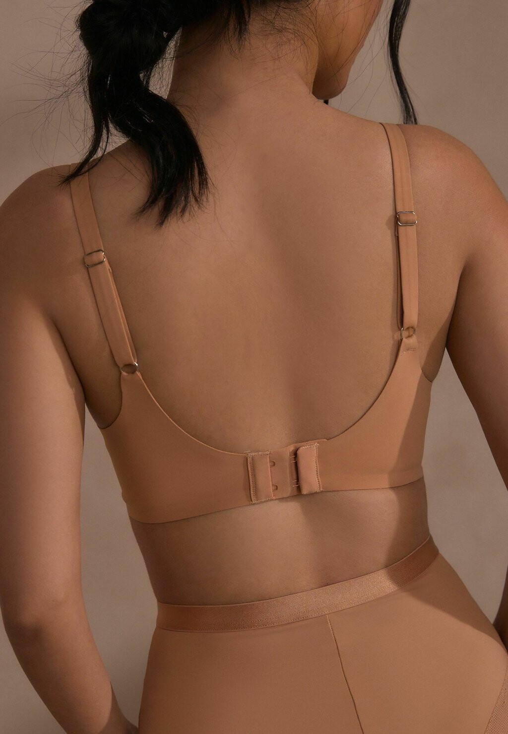 

Бюстгальтер на косточках SMOOTHING NON PADDED Next, цвет Almond