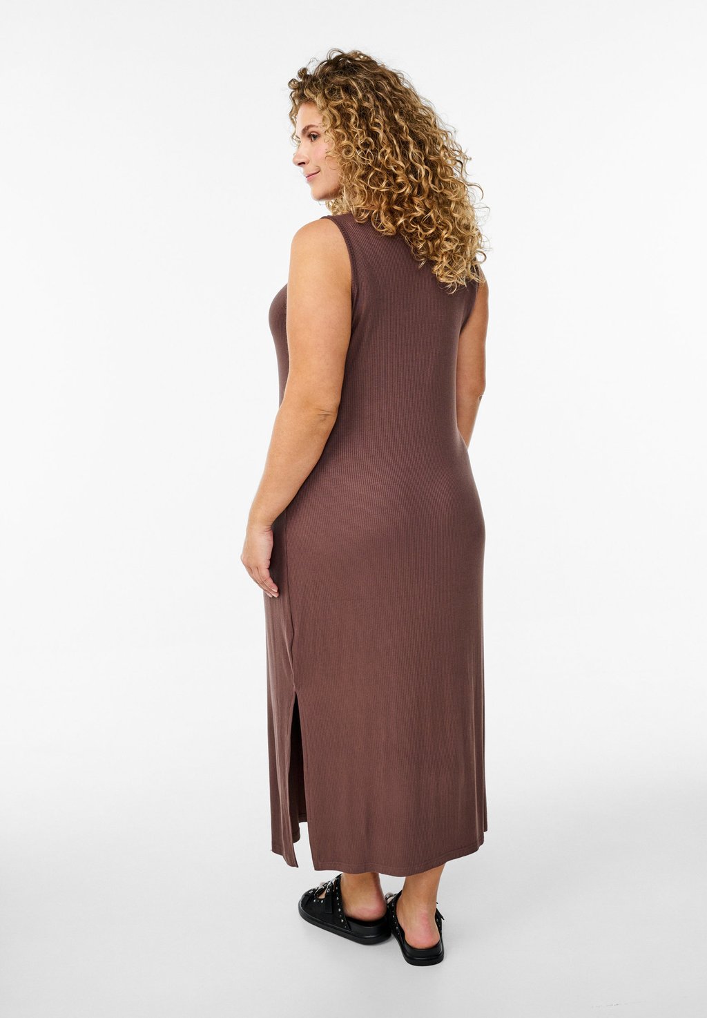 

Платье-джемпер Maxi dress Zizzi, коричневый