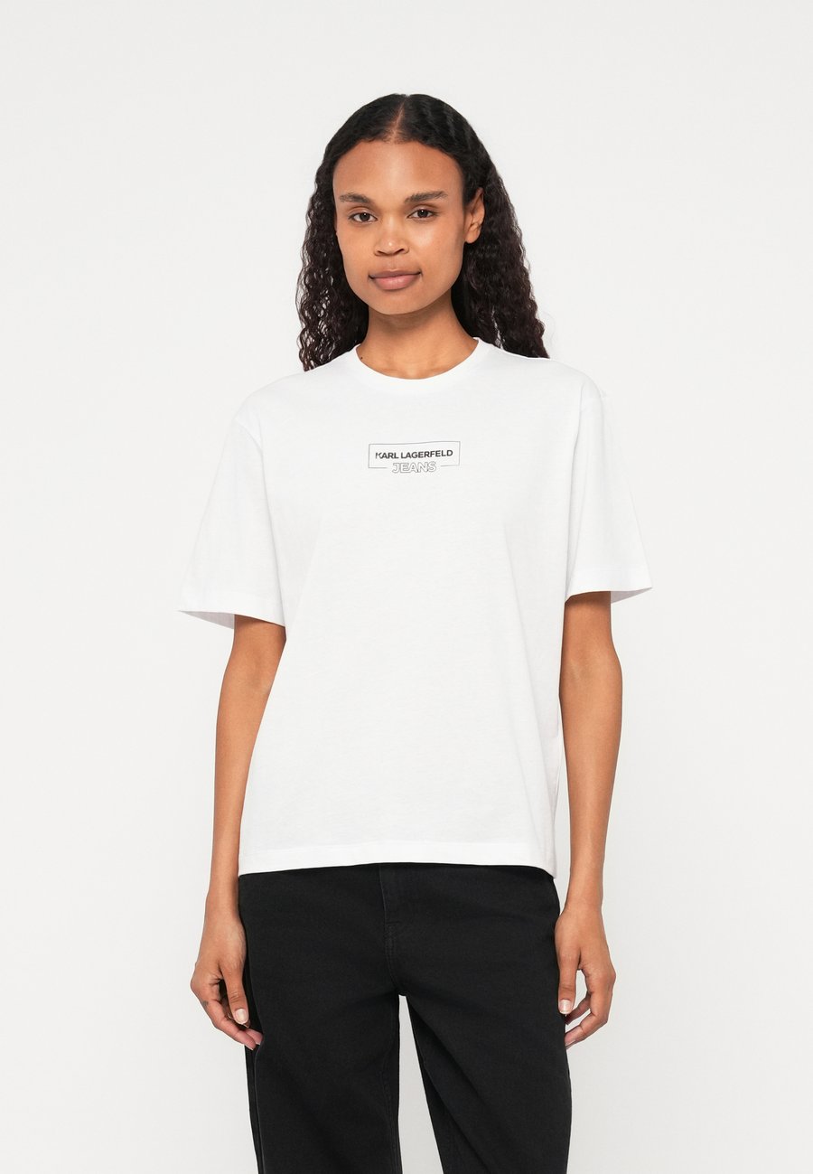 

Футболка Karl Lagerfeld Jeans OUTLINE LOGO TEE, White, Белый, Футболка Karl Lagerfeld Jeans OUTLINE LOGO TEE, White