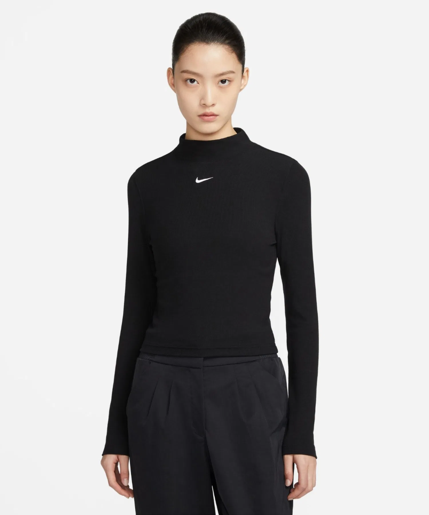 Унисекс футболка с длинным рукавом NIKE Essential с высоким воротом чёрная