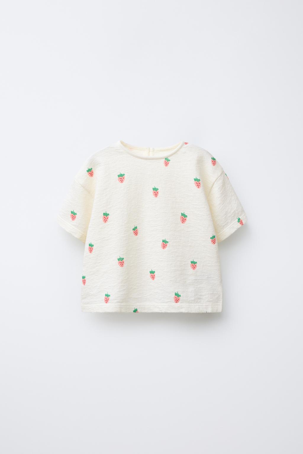

Футболка с клубничным принтом ZARA, устрично-белый