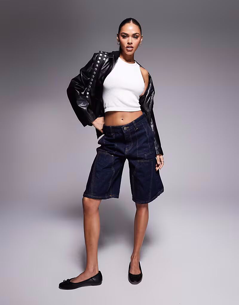 

Джинсовые шорты с вставкой по бокам и вышитым логотипом цвета индиго на заднем кармане Courtside