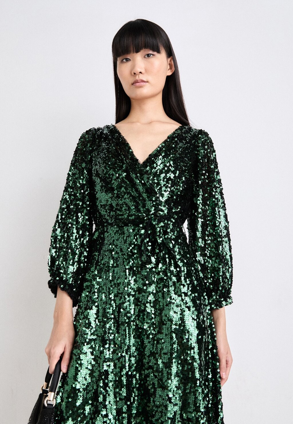 

Коктейльное платье / Вечернее платье SEQUIN SURPLICE WRAP DKNY, черный