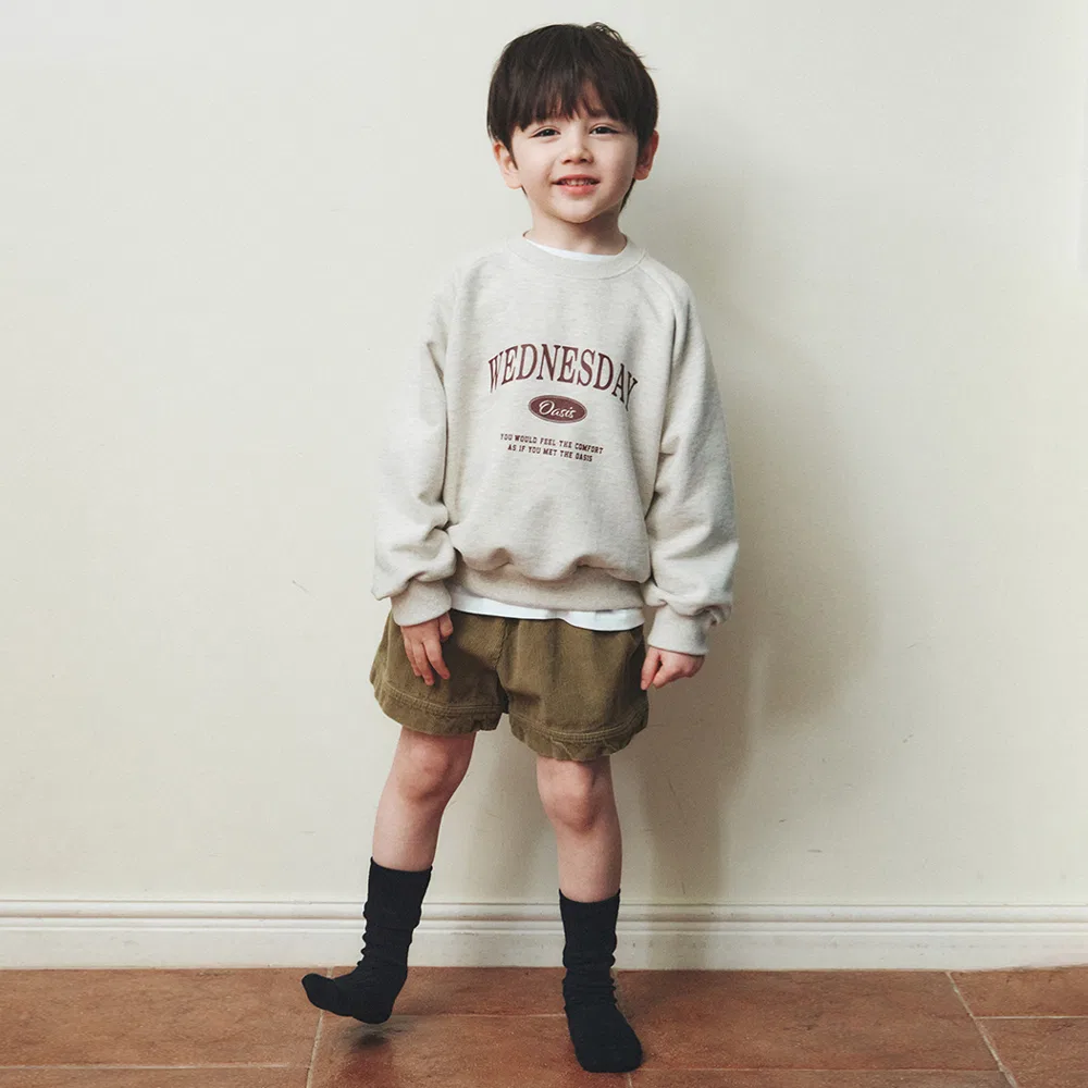 Детский свитшот Signature Raglan цвета овсянки от Wednesdayoasis Kids — фото 2