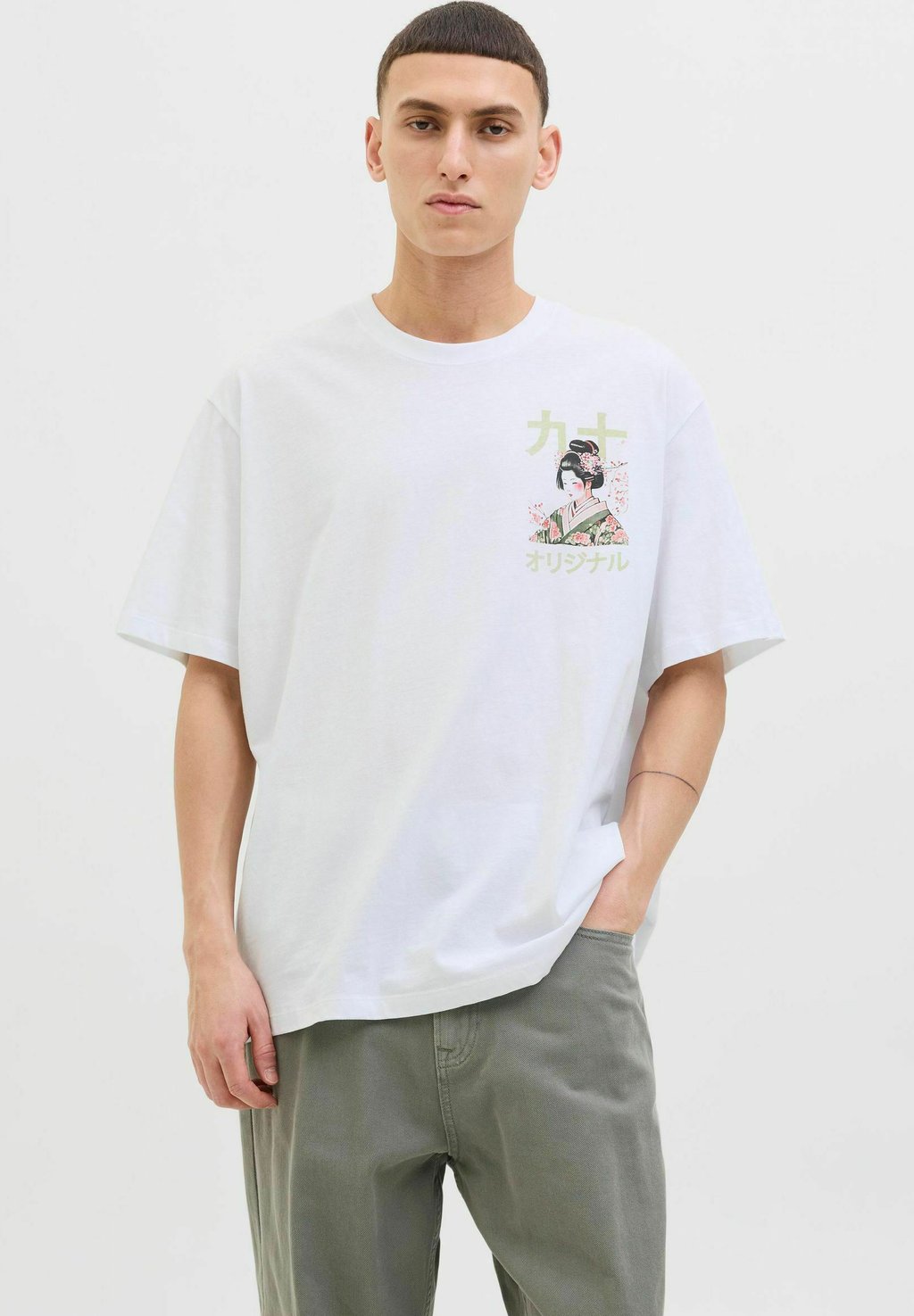 

Футболка с принтом GEDRUCKT RUNDHALSAUSSCHNITT Jack & Jones, кремовый