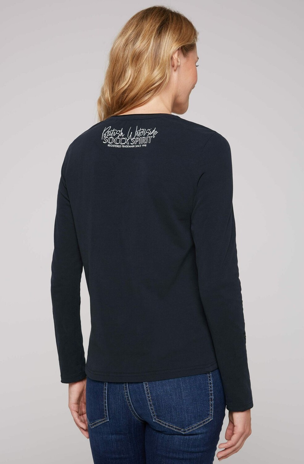 

Топ с длинными рукавами LONGSLEEVE MIT V-AUSSCHNITT Soccx, темно-синий