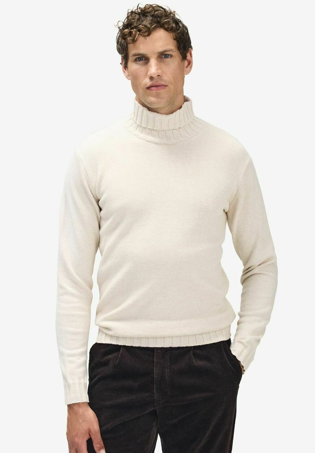 

Джемпер ELIAN TURTLENECK John Henric, молочный