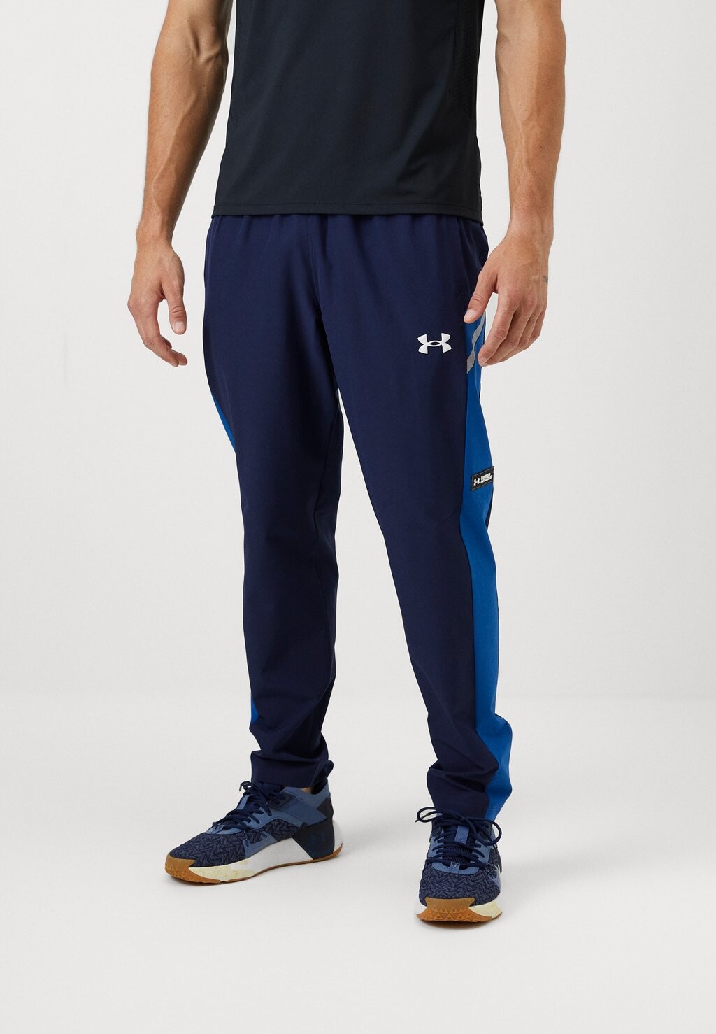 

Спортивные штаны UTILITY PANTS Under Armour, темно-синий