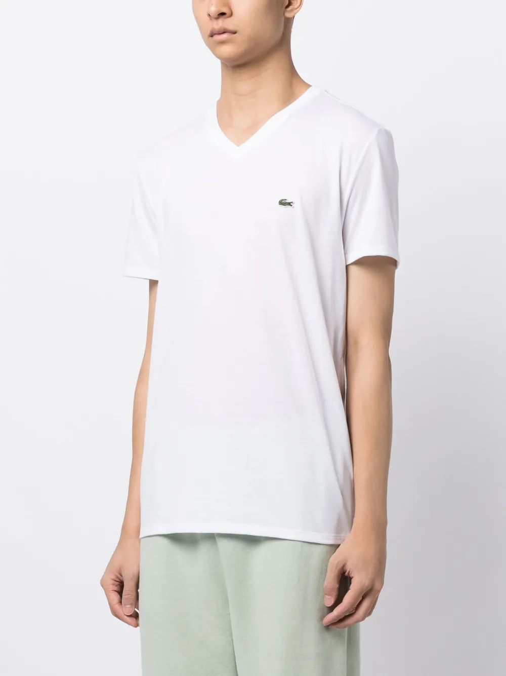 Футболка из хлопка с V-образным вырезом и нашивкой-логотипом Lacoste, белый — фото 3