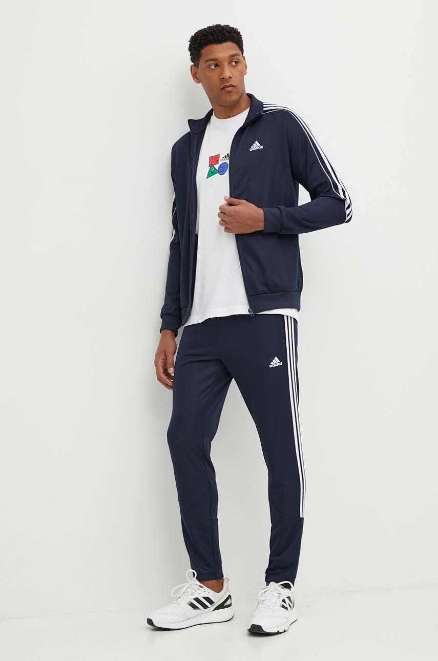 

Спортивный костюм adidas Essentials, темно-синий