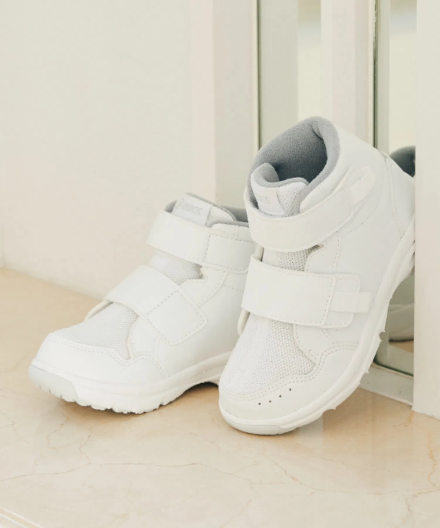 Детские кроссовки ASICS KIDS GD.WALKER MINI HI 2