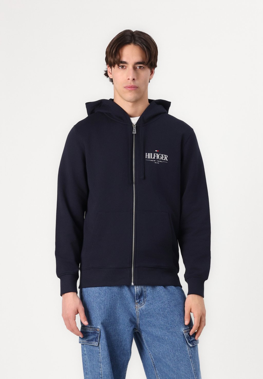 

Толстовка на молнии STACKED HOODED ZIP UNISEX Tommy Hilfiger, темно-синий