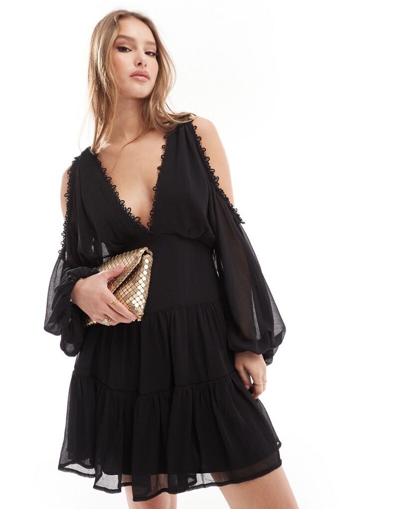 

Черное платье мини с открытыми плечами и кружевной вставкой ASOS DESIGN