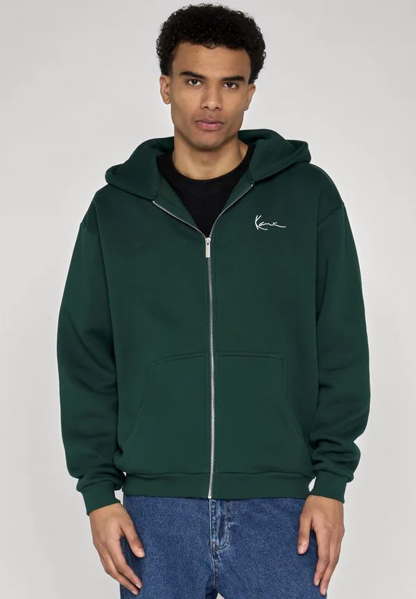 

Небольшая фирменная толстовка на молнии. Karl Kani, Dark Green, Зеленый, Небольшая фирменная толстовка на молнии. Karl Kani, Dark Green