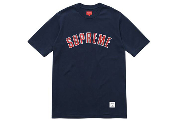 

Футболка FW18 унисекс Supreme