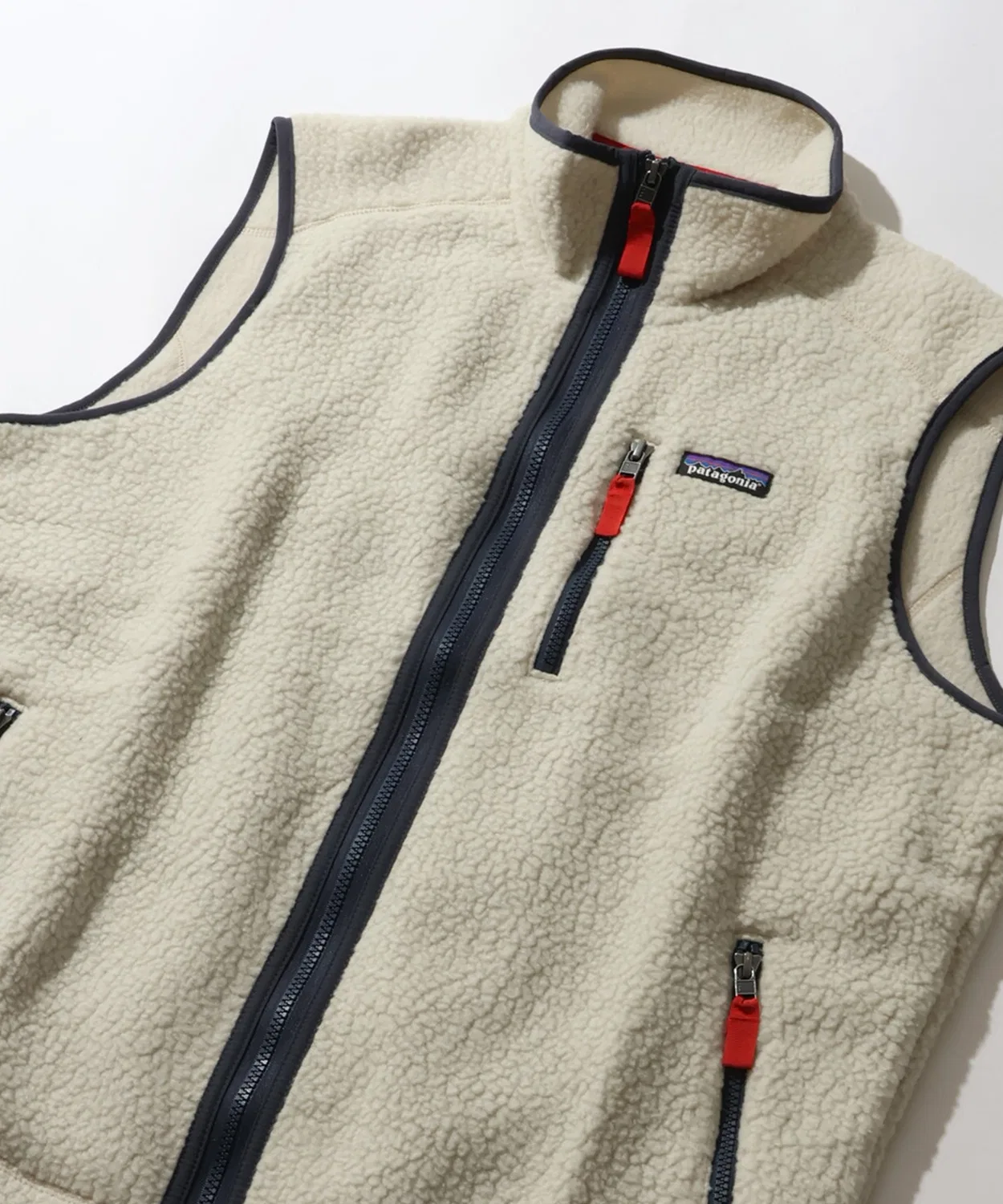 Жилет флисовый Patagonia Retro Pile Vest, утепленный, из переработанного полиэстера, цвет слоновая кость