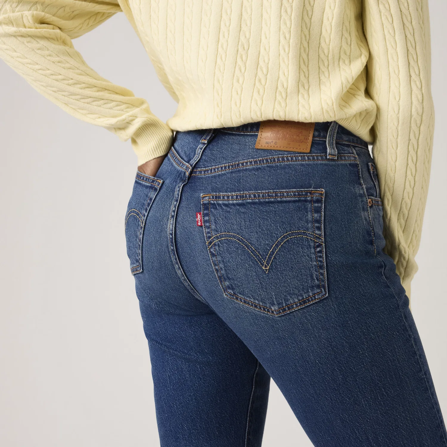 Легкие женские джинсы 501 Curve Levi's, Dark Wash — фото 3